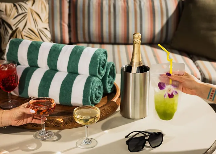 Kimpton Palomar Cityscape By Ihg