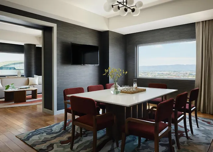 Hotel Kimpton Palomar Cityscape By Ihg
