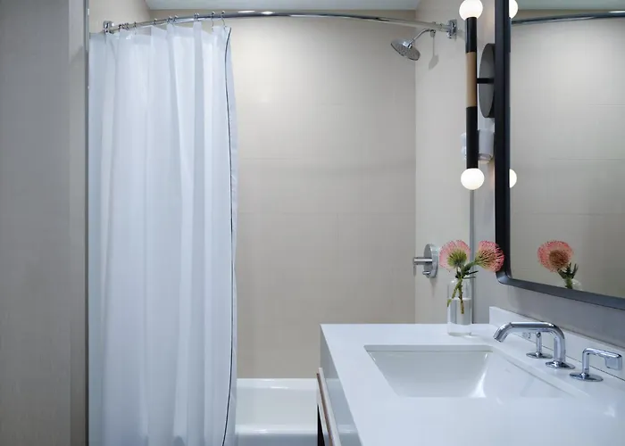 Hotel Kimpton Palomar Cityscape By Ihg