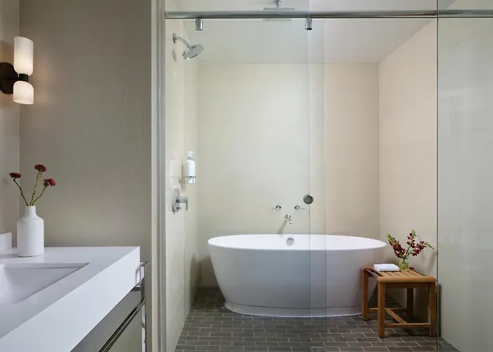 Kimpton Palomar Cityscape By Ihg